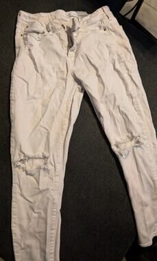 Levi's Signature White Mid-Rise Skinny Crop Jeans Size 1-2